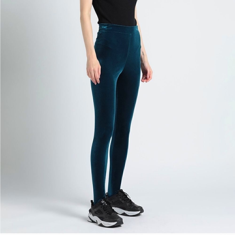 Chiara Boni Velvet Stirrup leggings S